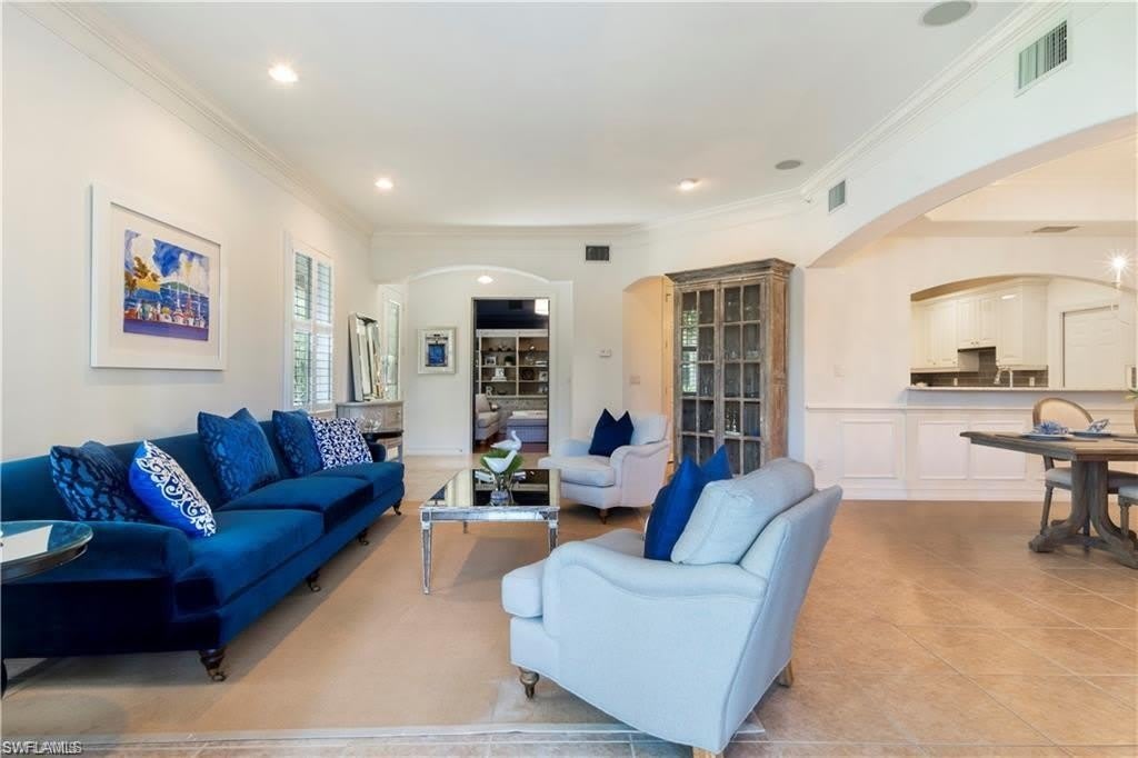 2864 Tiburon Blvd E – photo 3