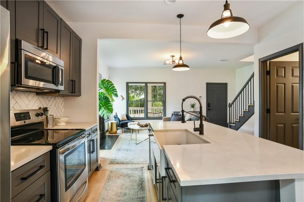 931 Fern Avenue SE – photo 5