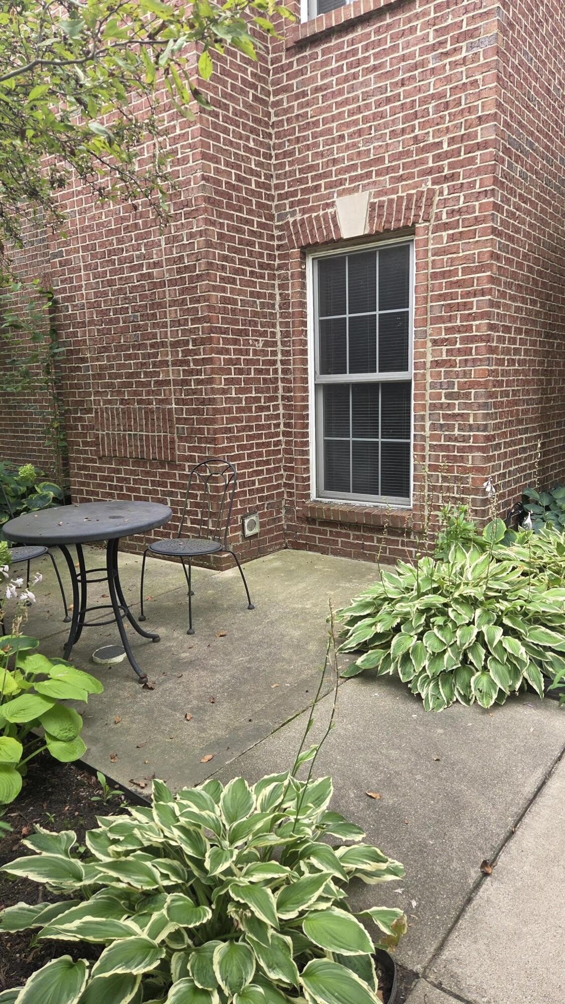 5722 Wellesley Lane – photo 3