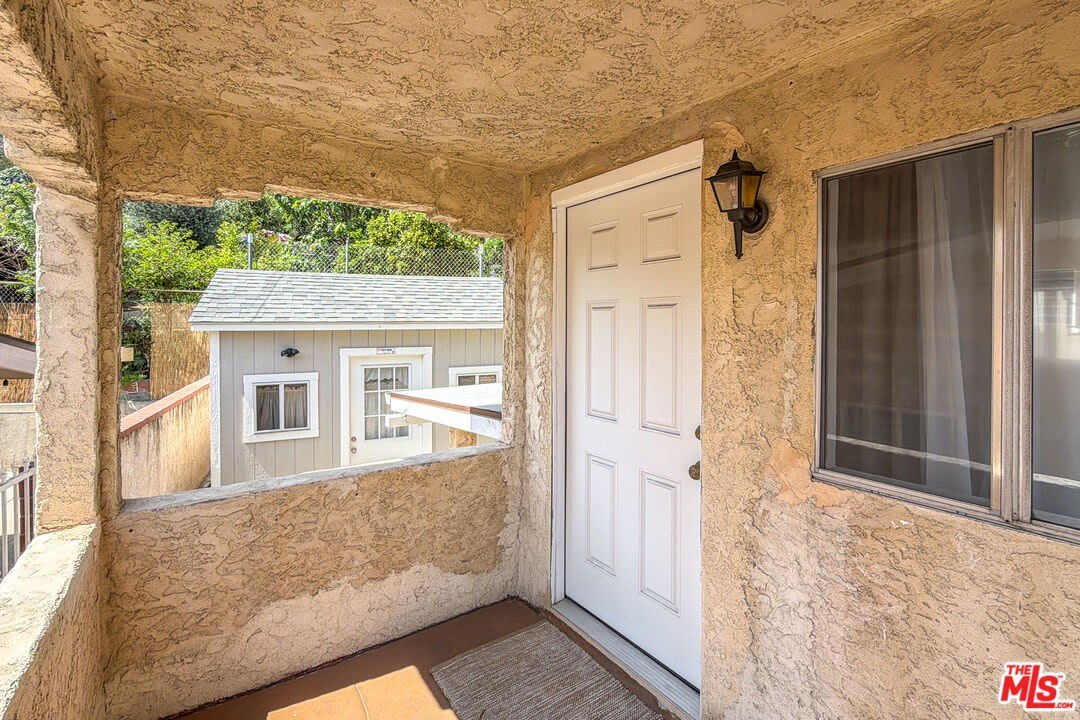 3331 1/2 City Terrace Dr – photo 4