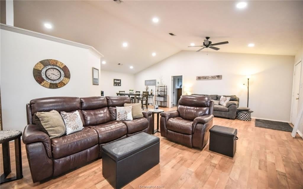 3082 County Road 235 – photo 3