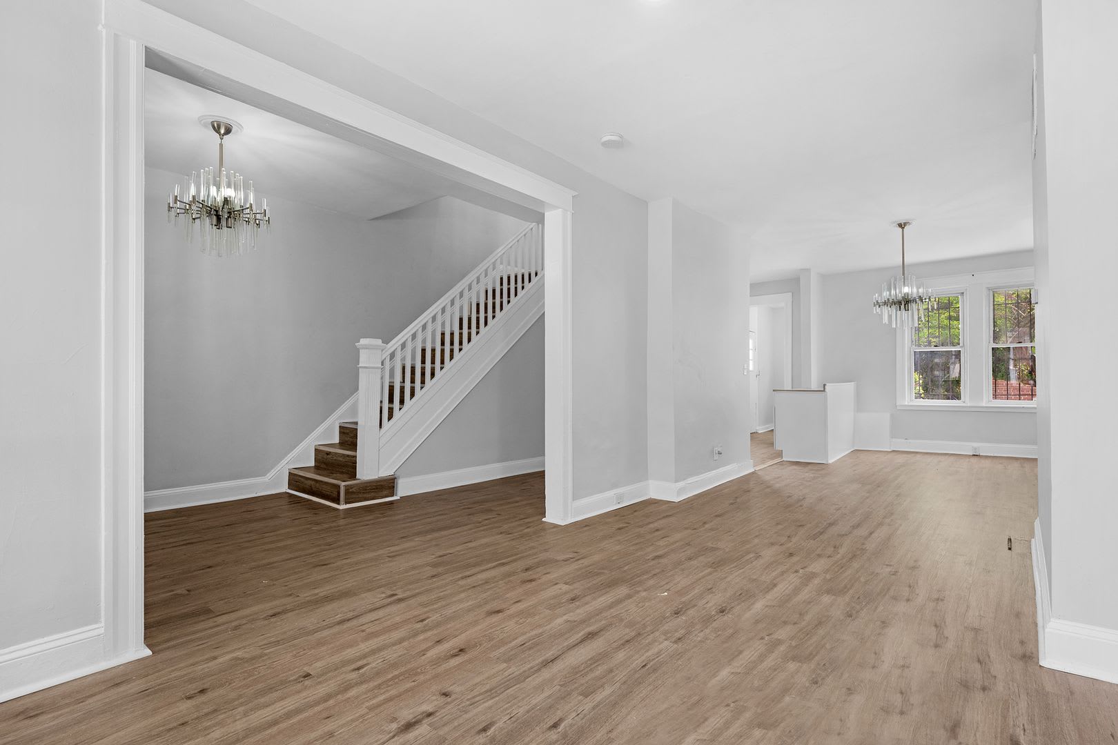 4 Bedroom 2 Bathroom in Lower Edmondson Village – photo 3