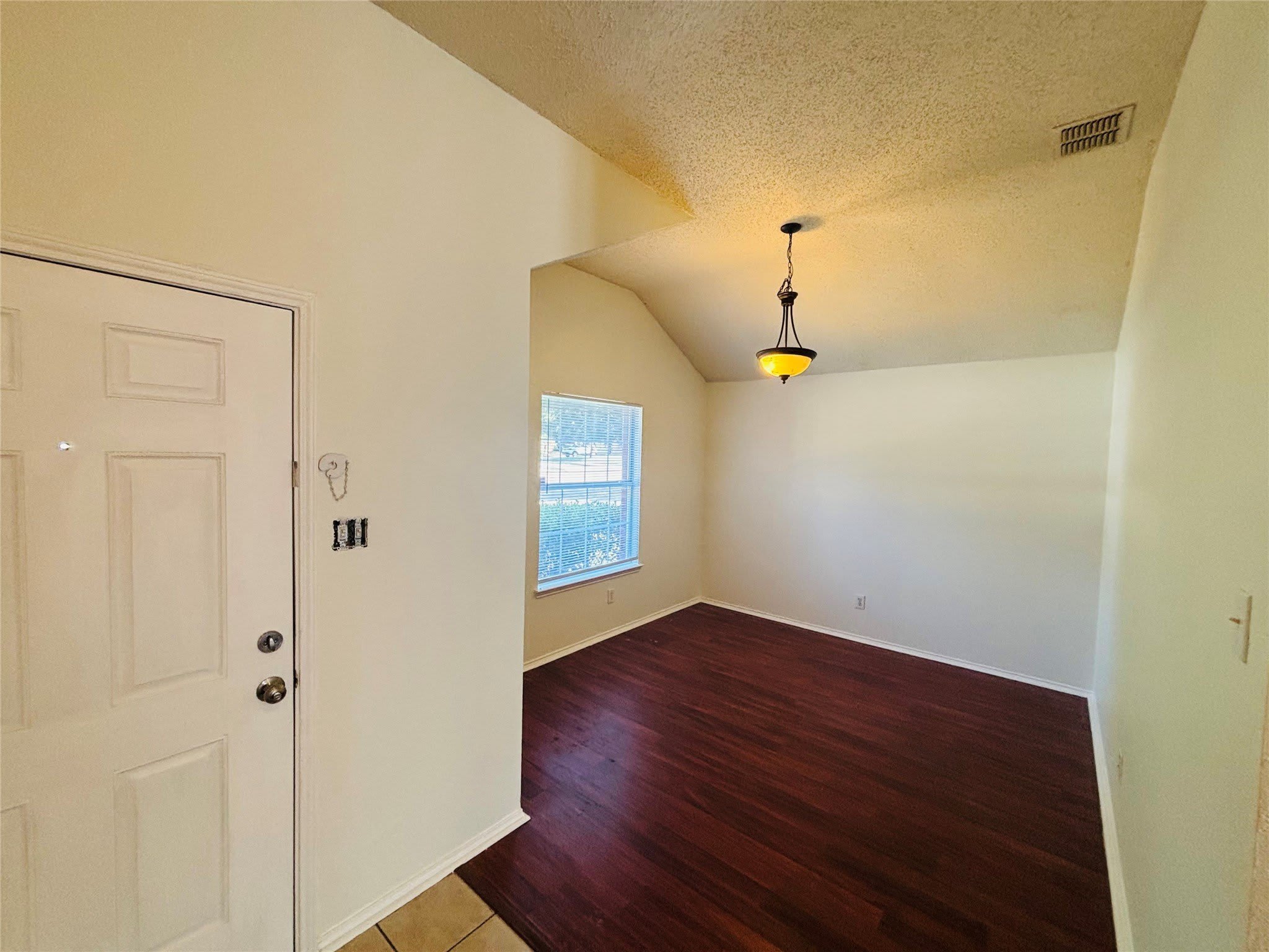 1108 Alexandria Drive – photo 3