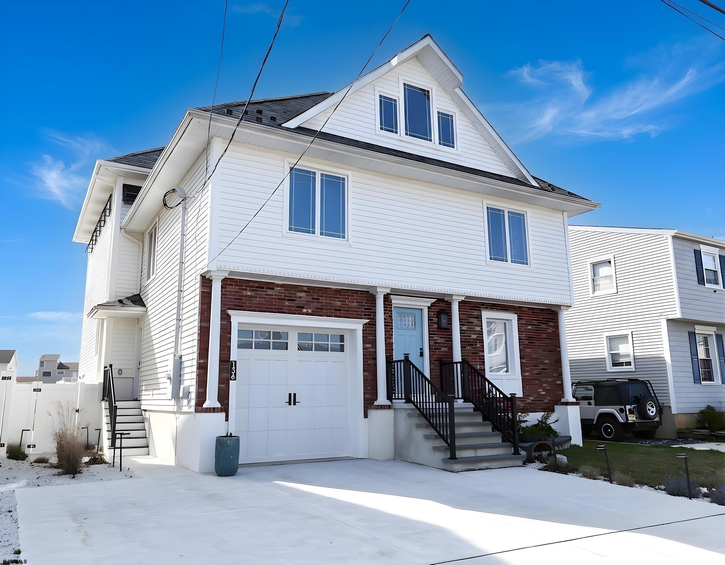 136 Lincoln Dr – photo 3