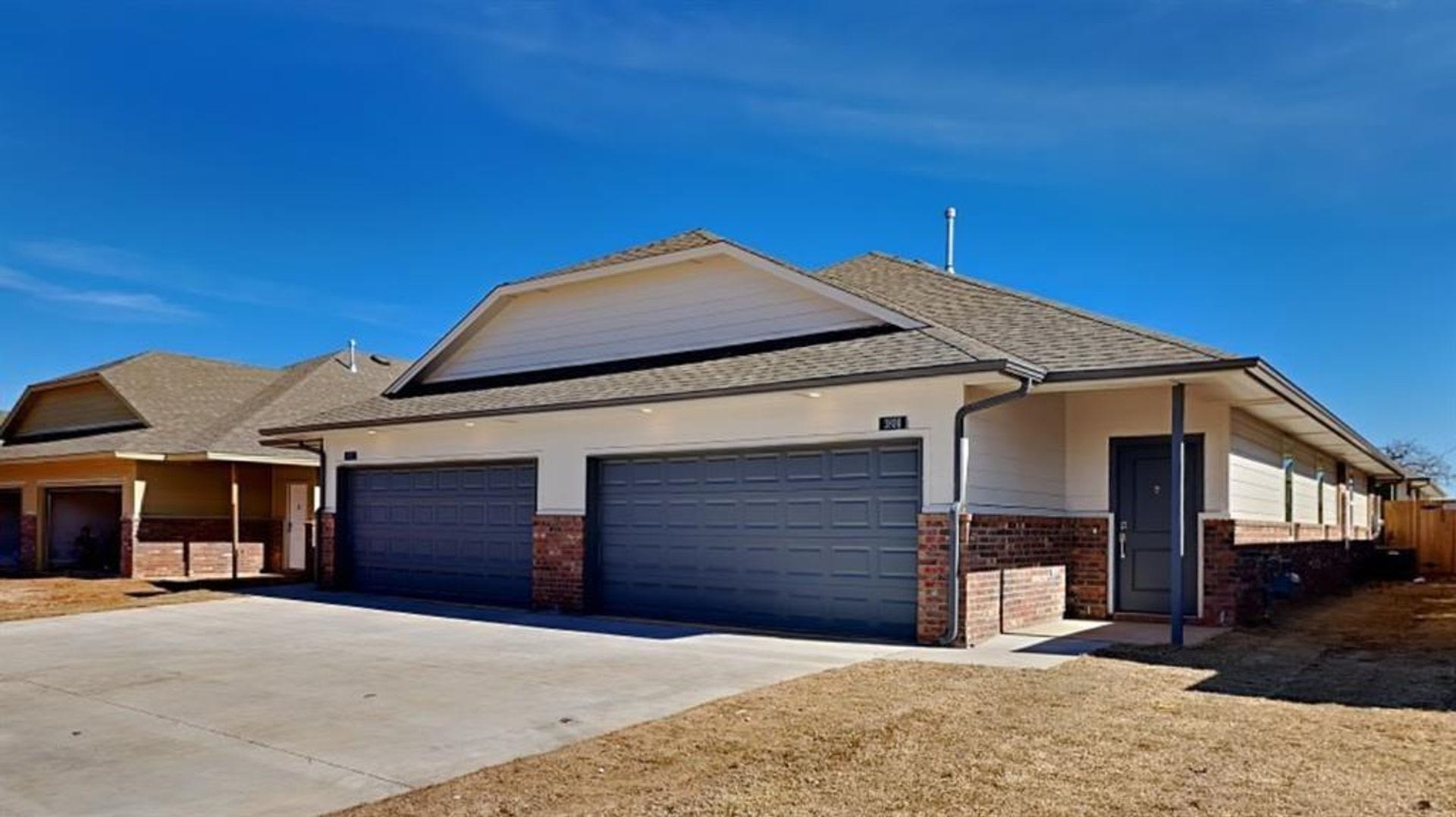 Charming Home In The Heart Of Bethany – photo 4