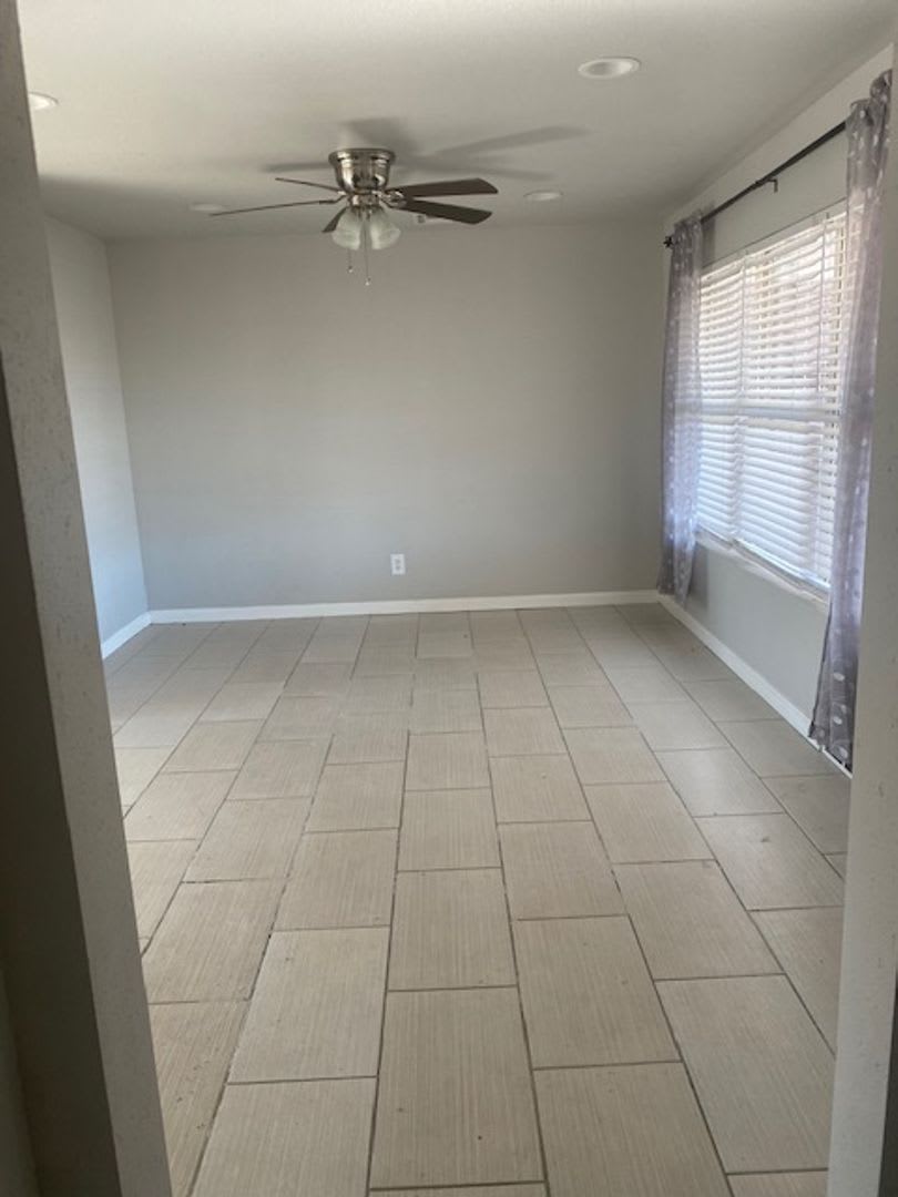 Beautiful Updated Home. – photo 5