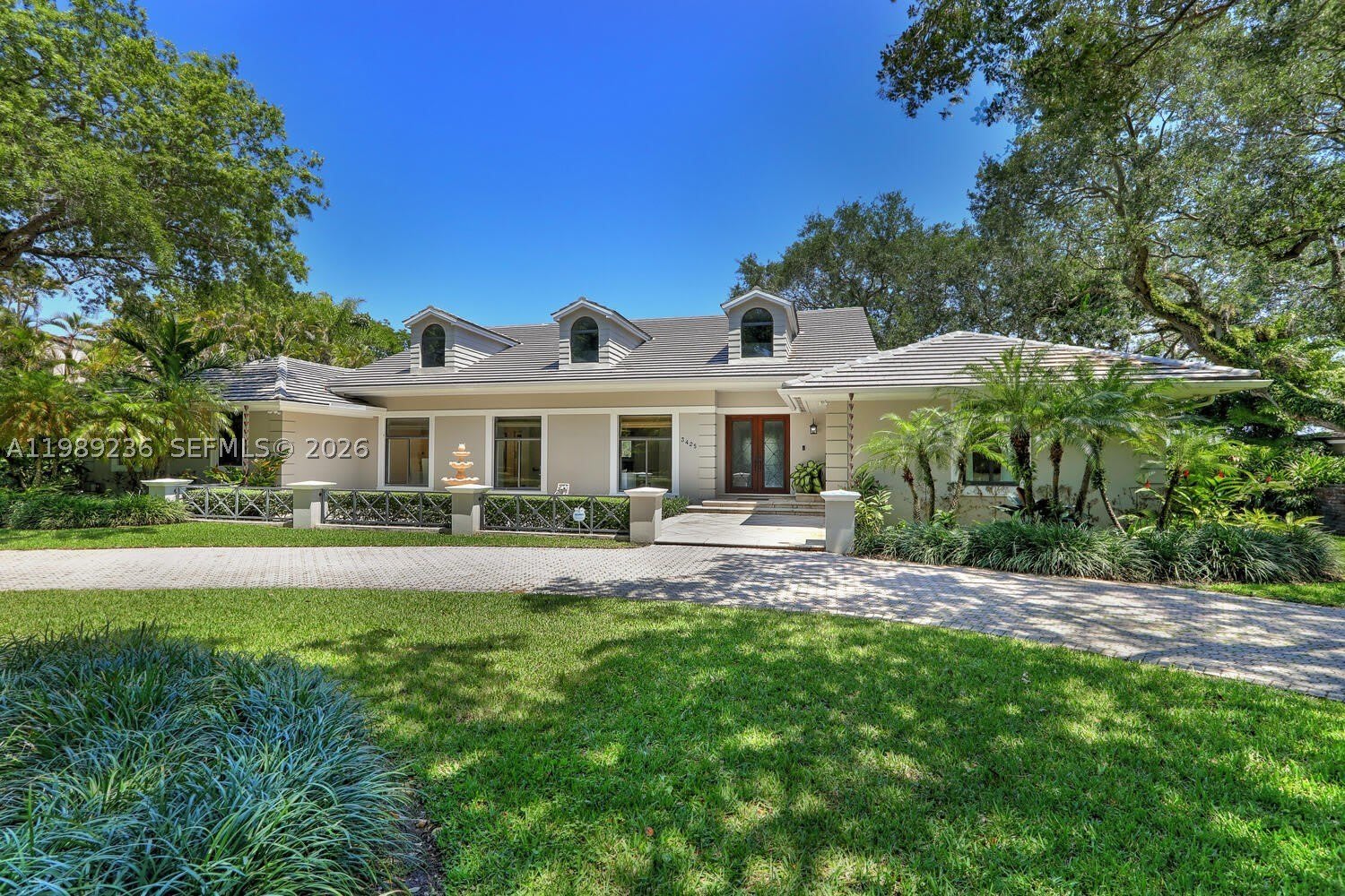 3425 Alhambra Cir – photo 5