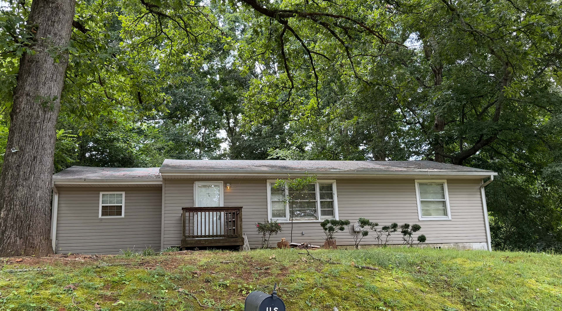 2 Bedroom 1 Bathroom – photo 1