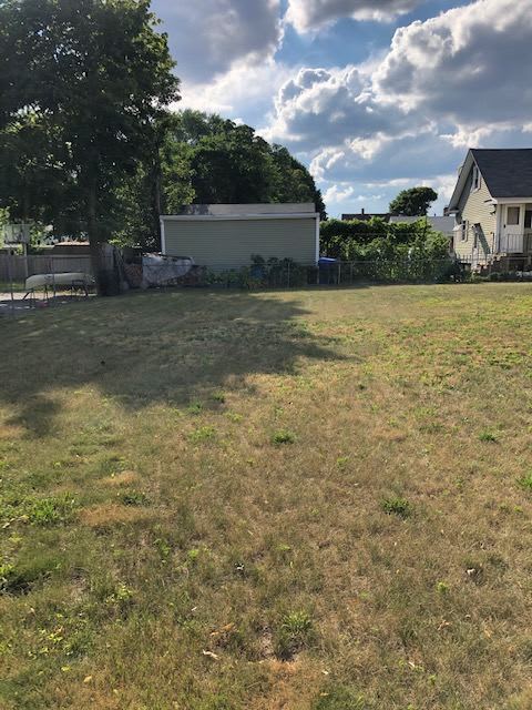 60 Ivy St – photo 3