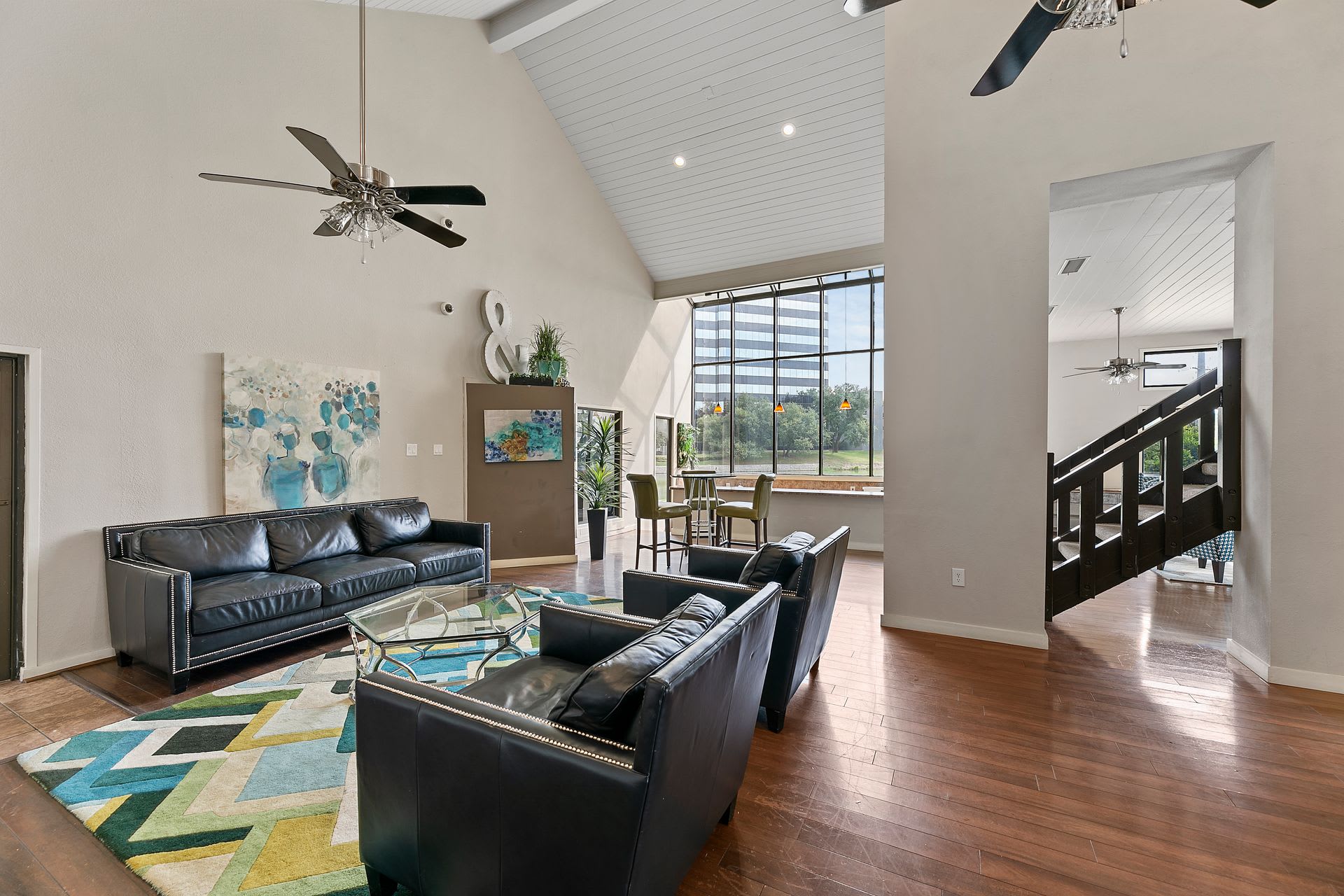 Lakeside Apartments – photo 3