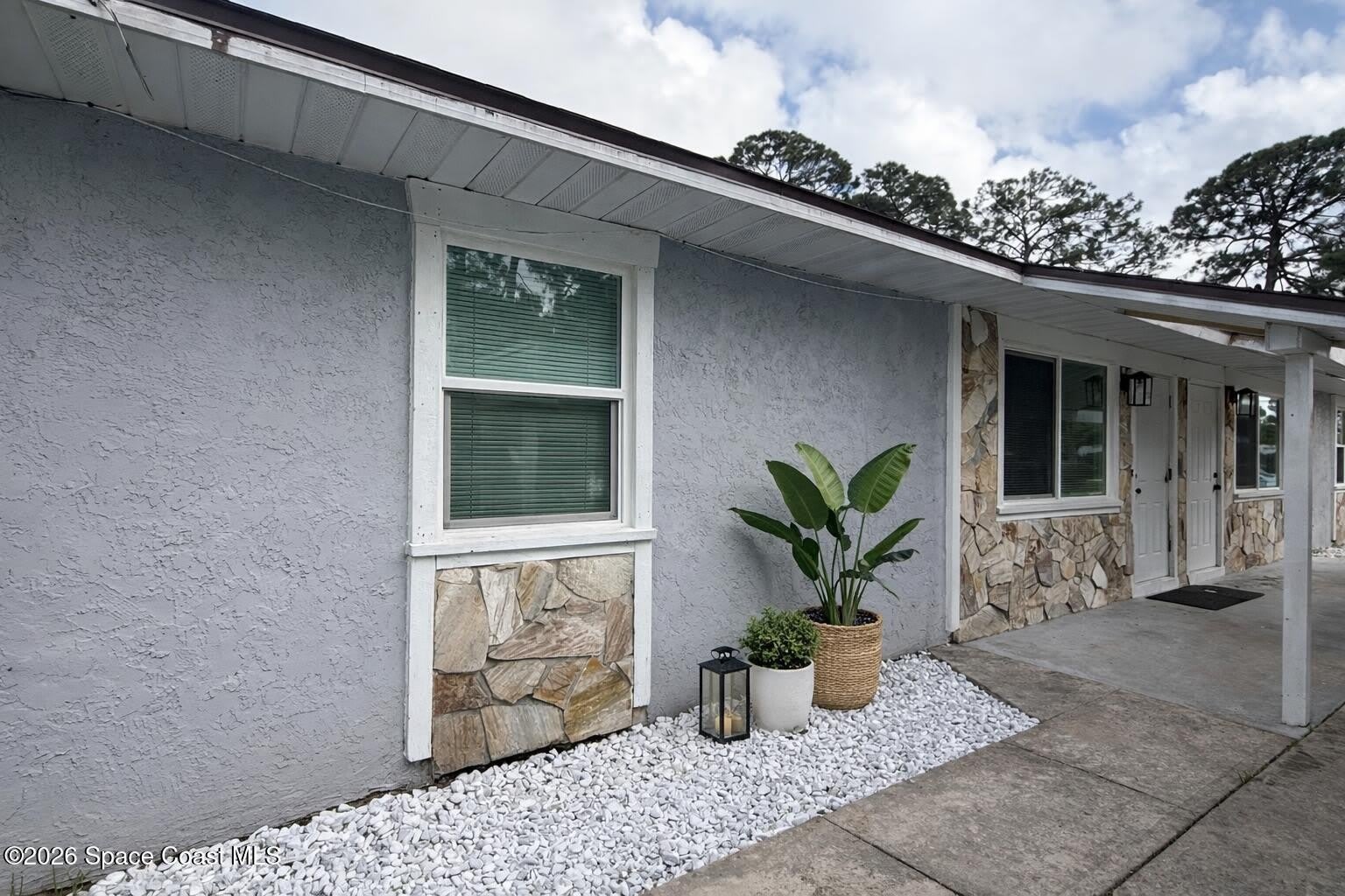 306 Palm Avenue – photo 1