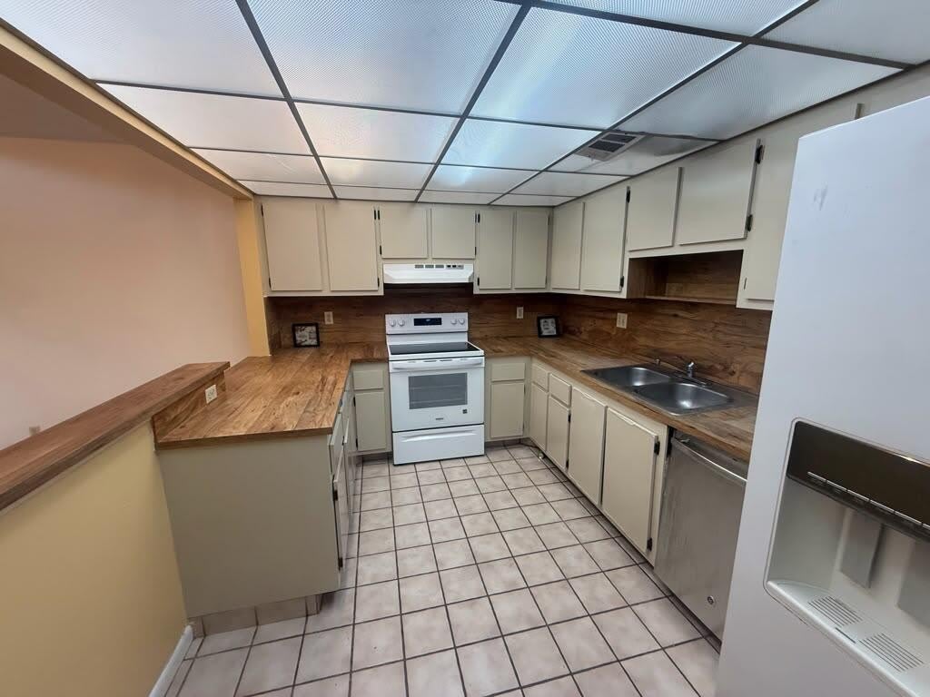 5006 S University Drive – photo 4