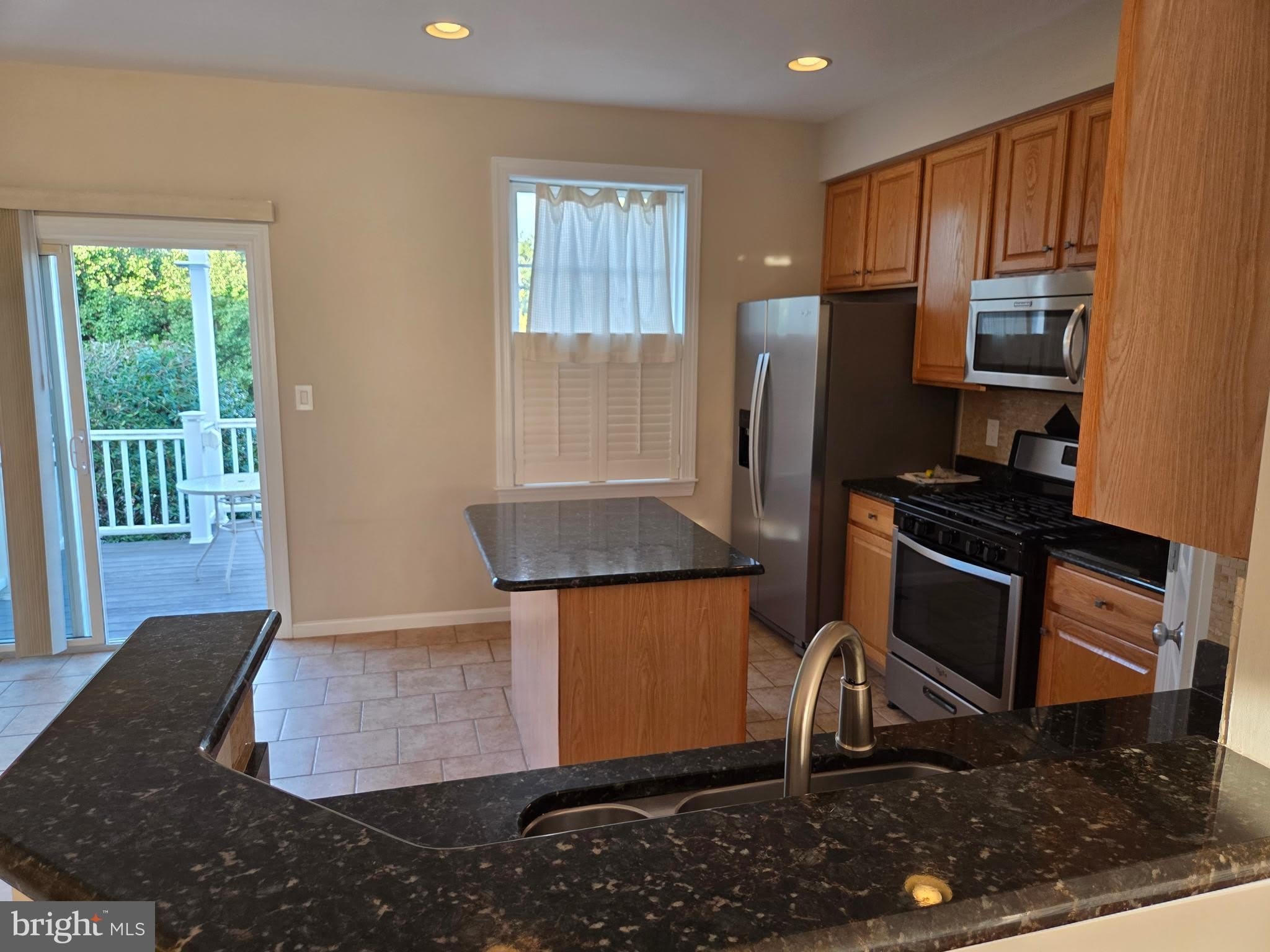 5504 SACRAMENTO MEWS Place – photo 4