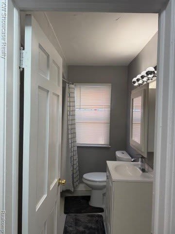 19354 Biltmore Street – photo 3