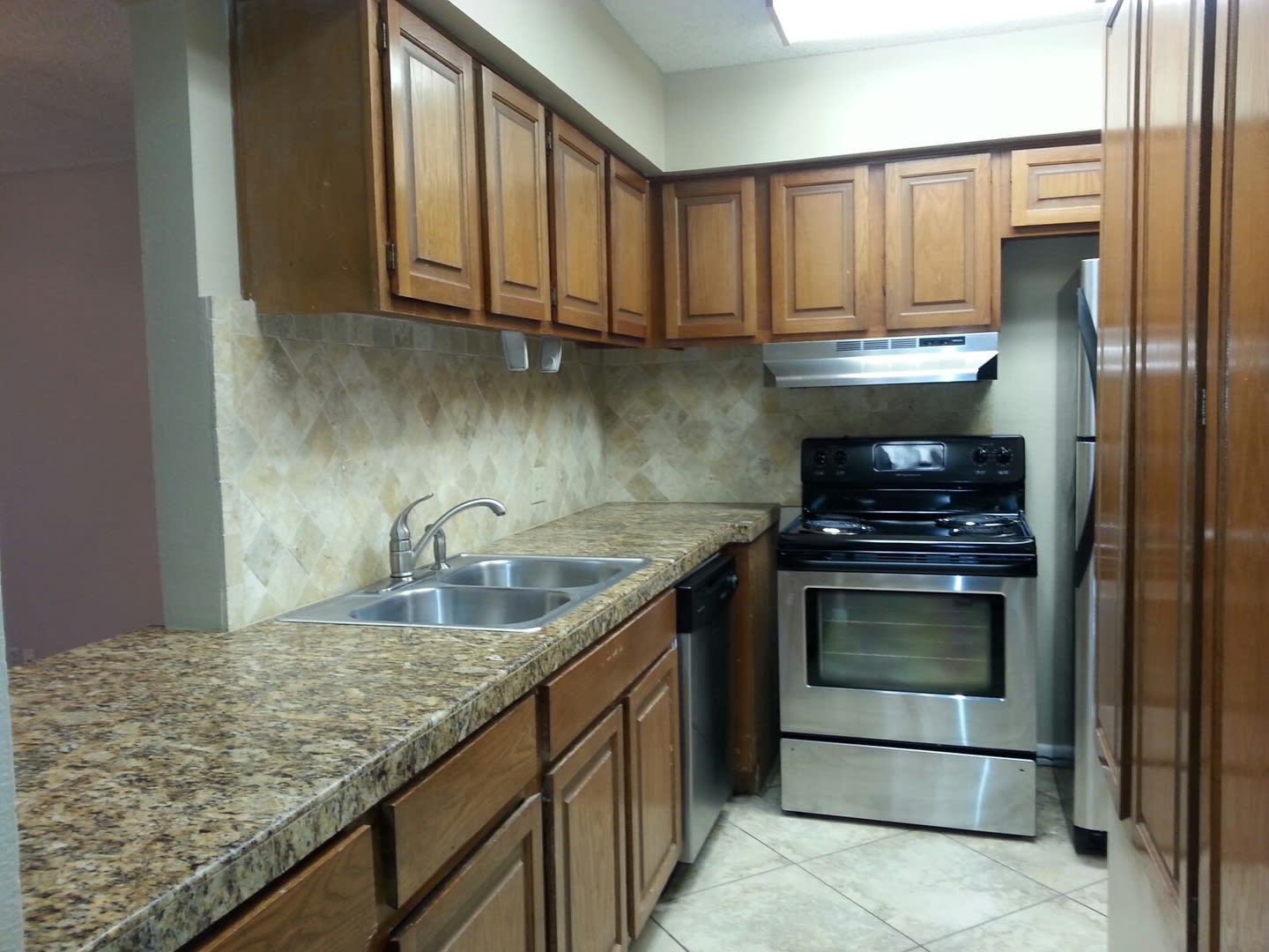 2725 Santa Fe Unit E – photo 4