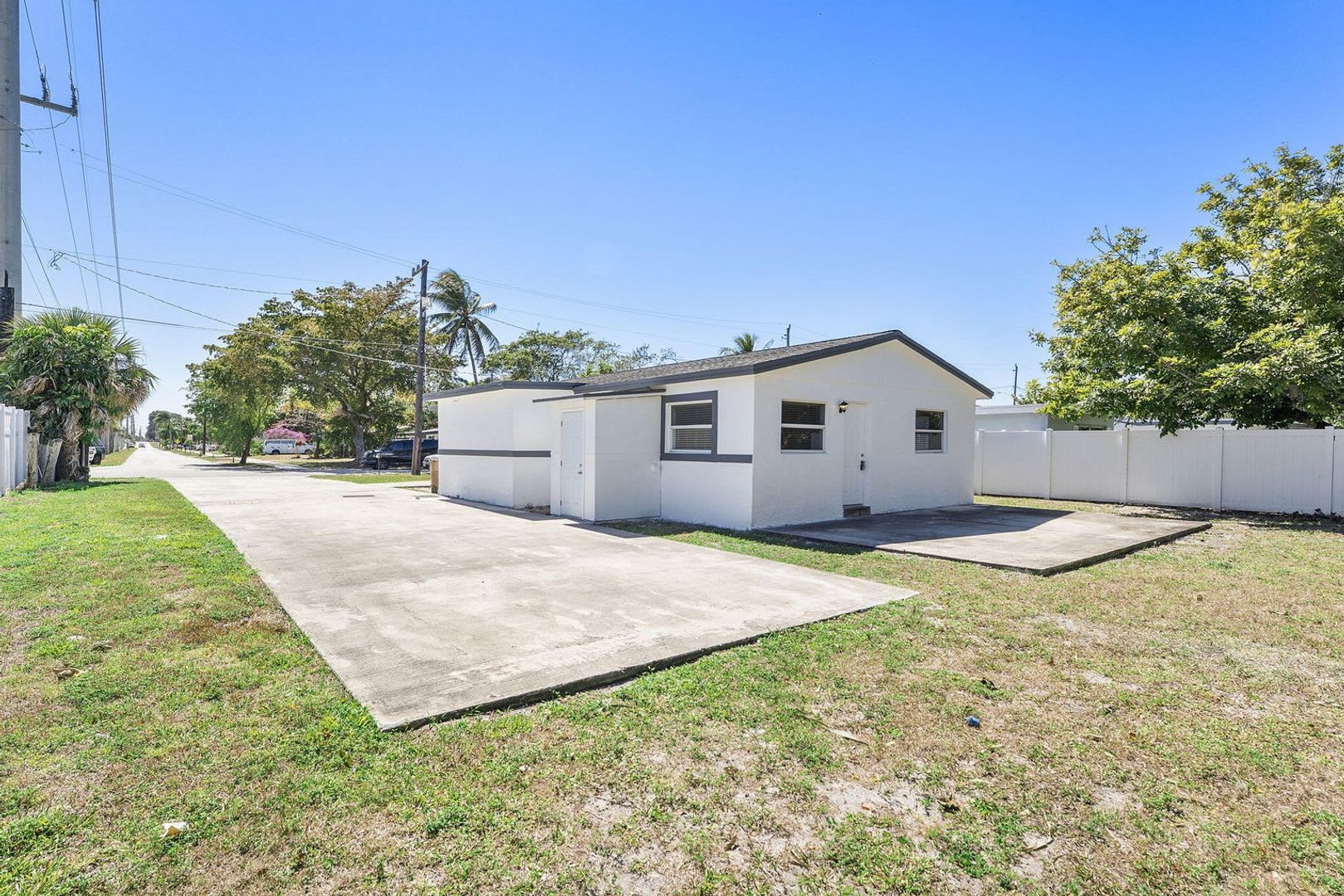 105 NW 7th Court, Deerfield Beach, FL 33441 – photo 5