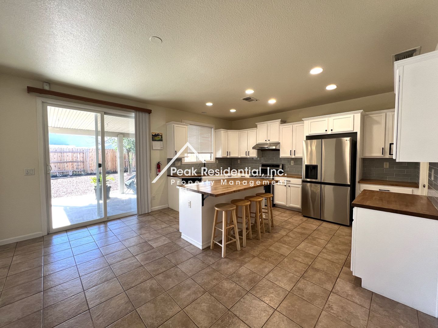 Spacious 4bd/3ba Elk Grove Home! – photo 5