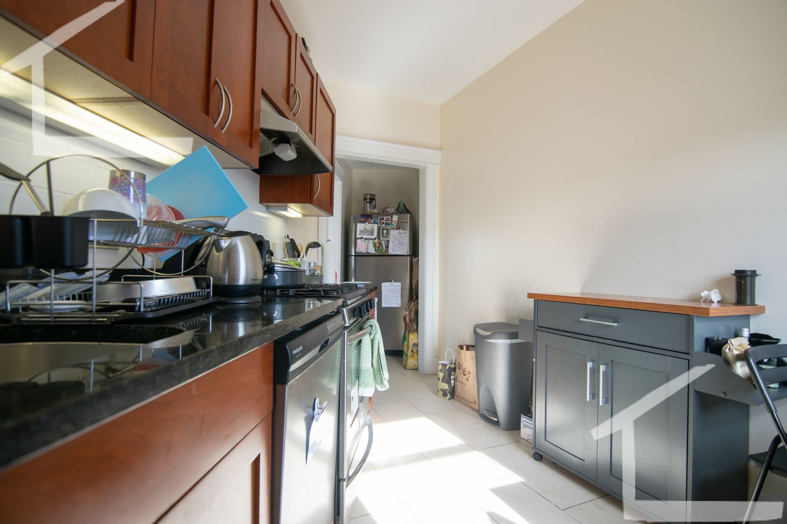 Charming 3 Bedroom-No Broker Fee – photo 3