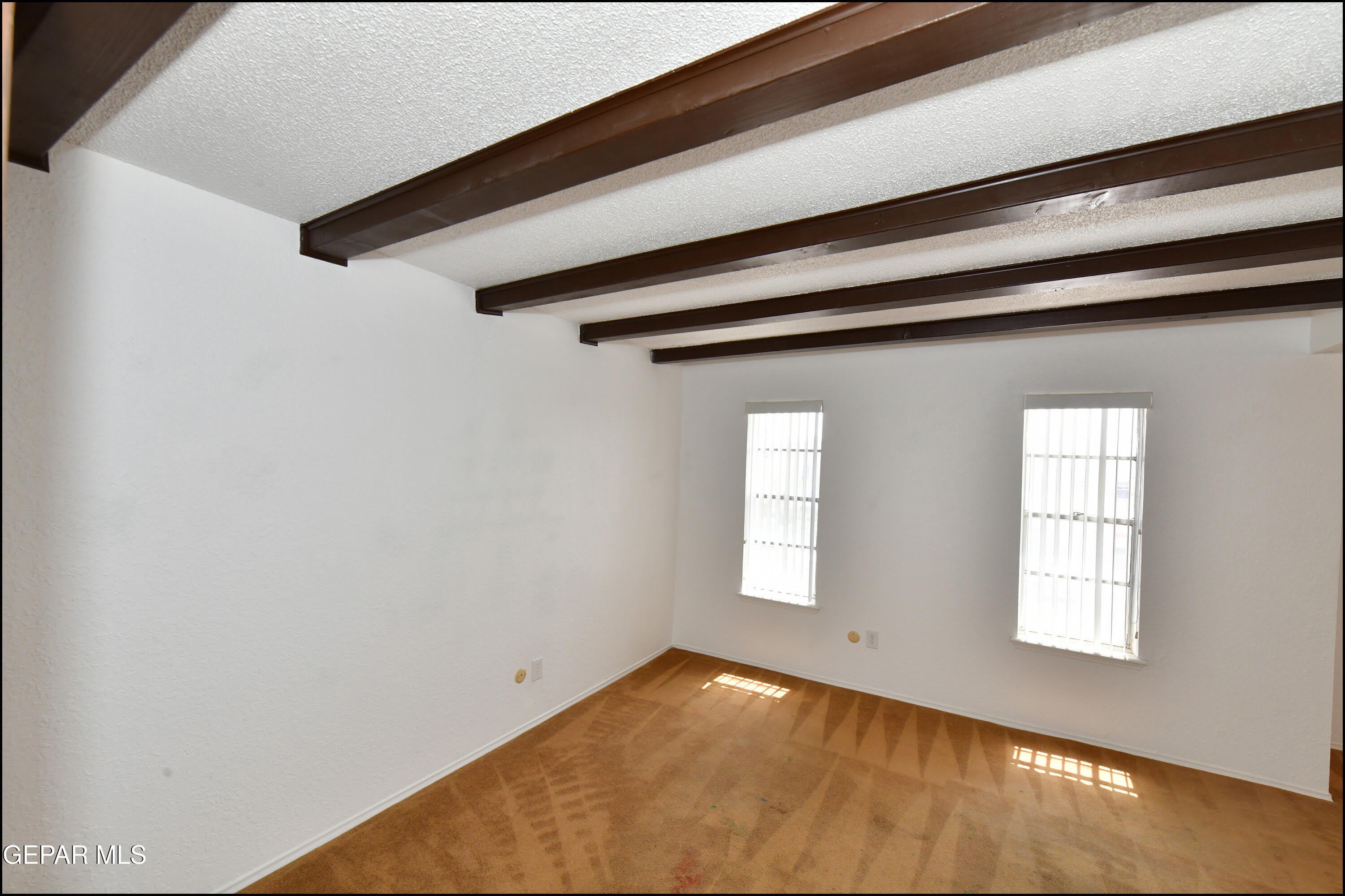 6201 Escondido Drive – photo 4