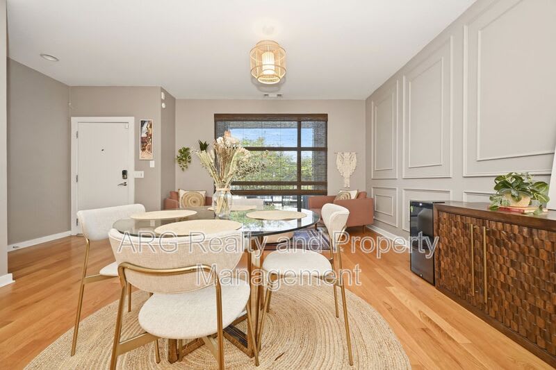 472 Martin Street SE – photo 5