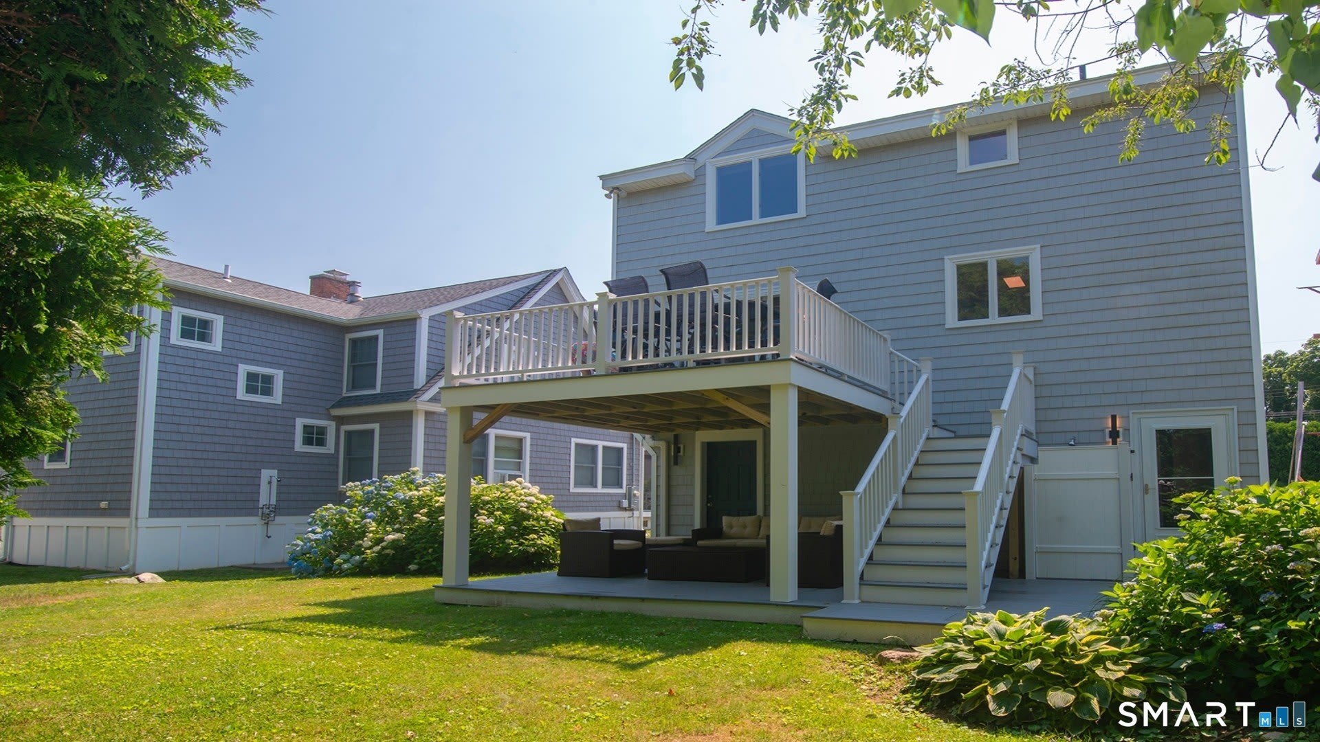 12 Middlefield Street – photo 2