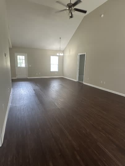 2208 Thornhill Road – photo 3