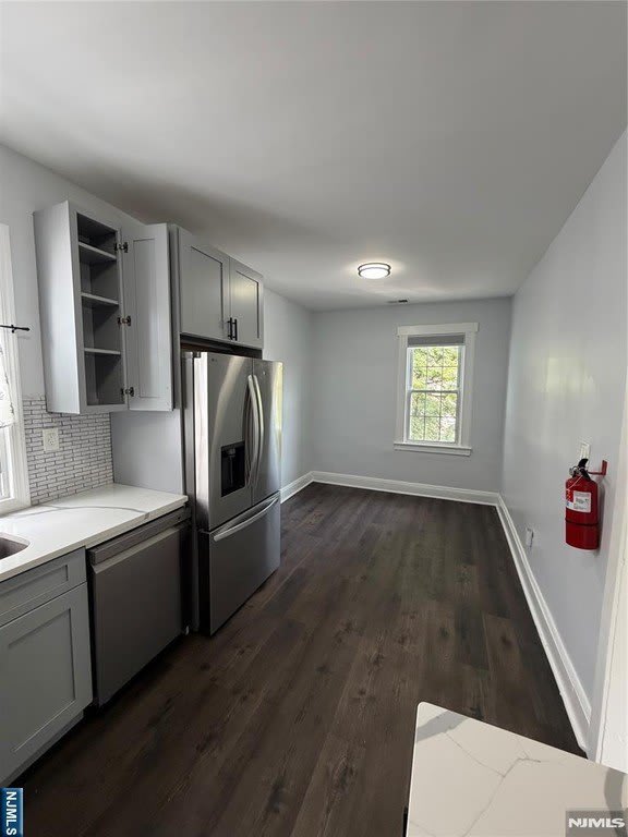 10 Edison Place – photo 5