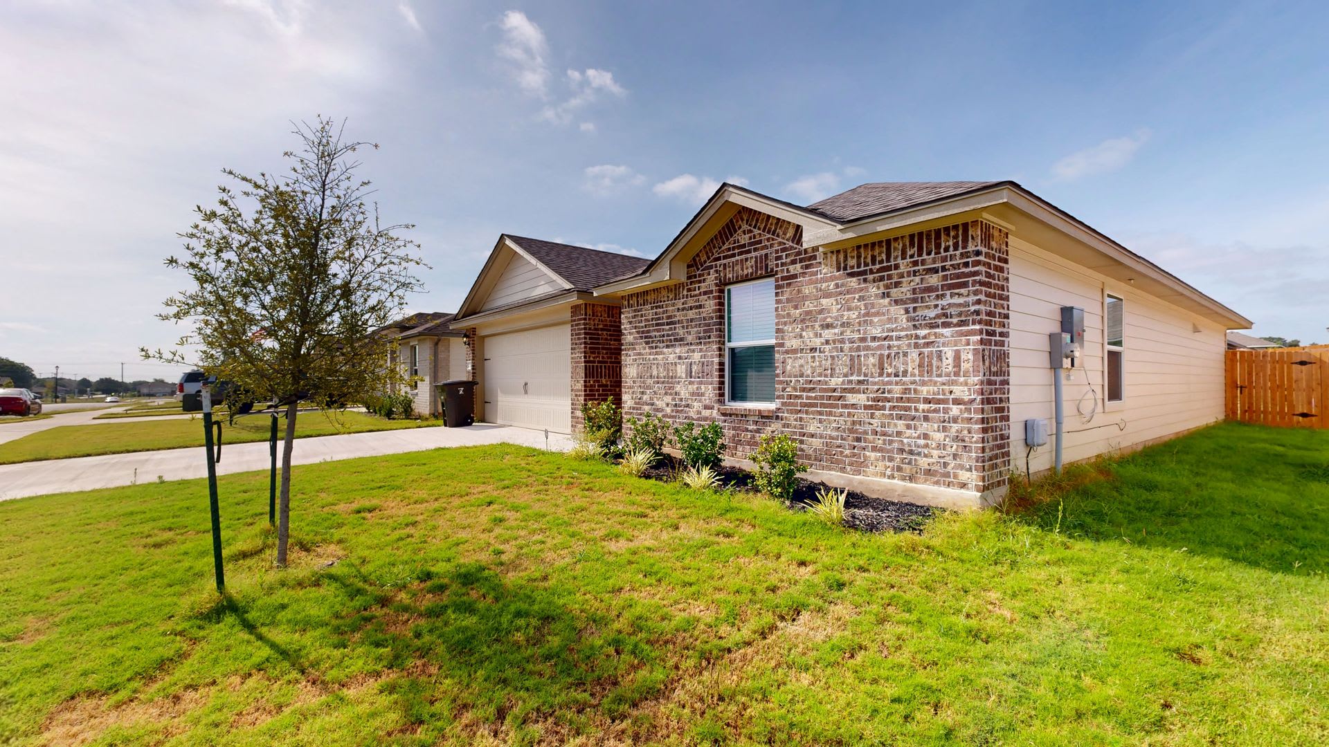 2 WEEKS FREE + $1,725 RENT ALMOST BRAND NEW HOME BY FORT HOOD! – photo 2