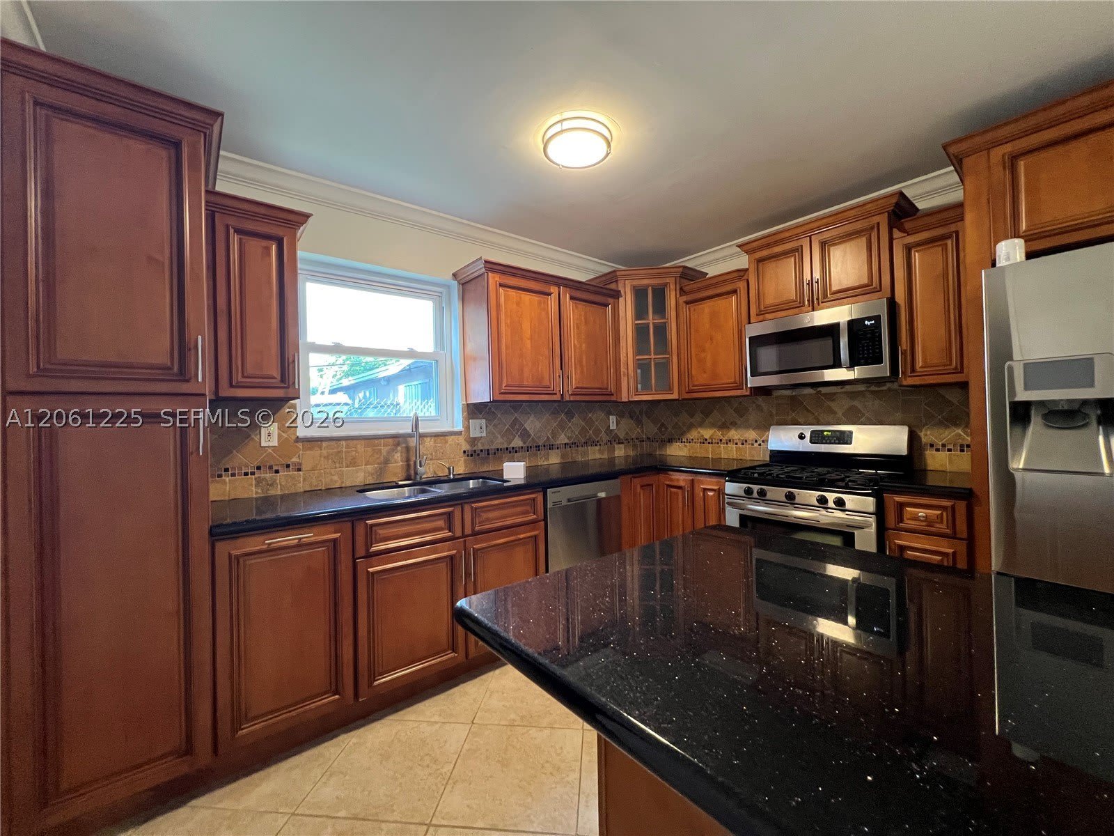 19010 SW 96th Ave – photo 5