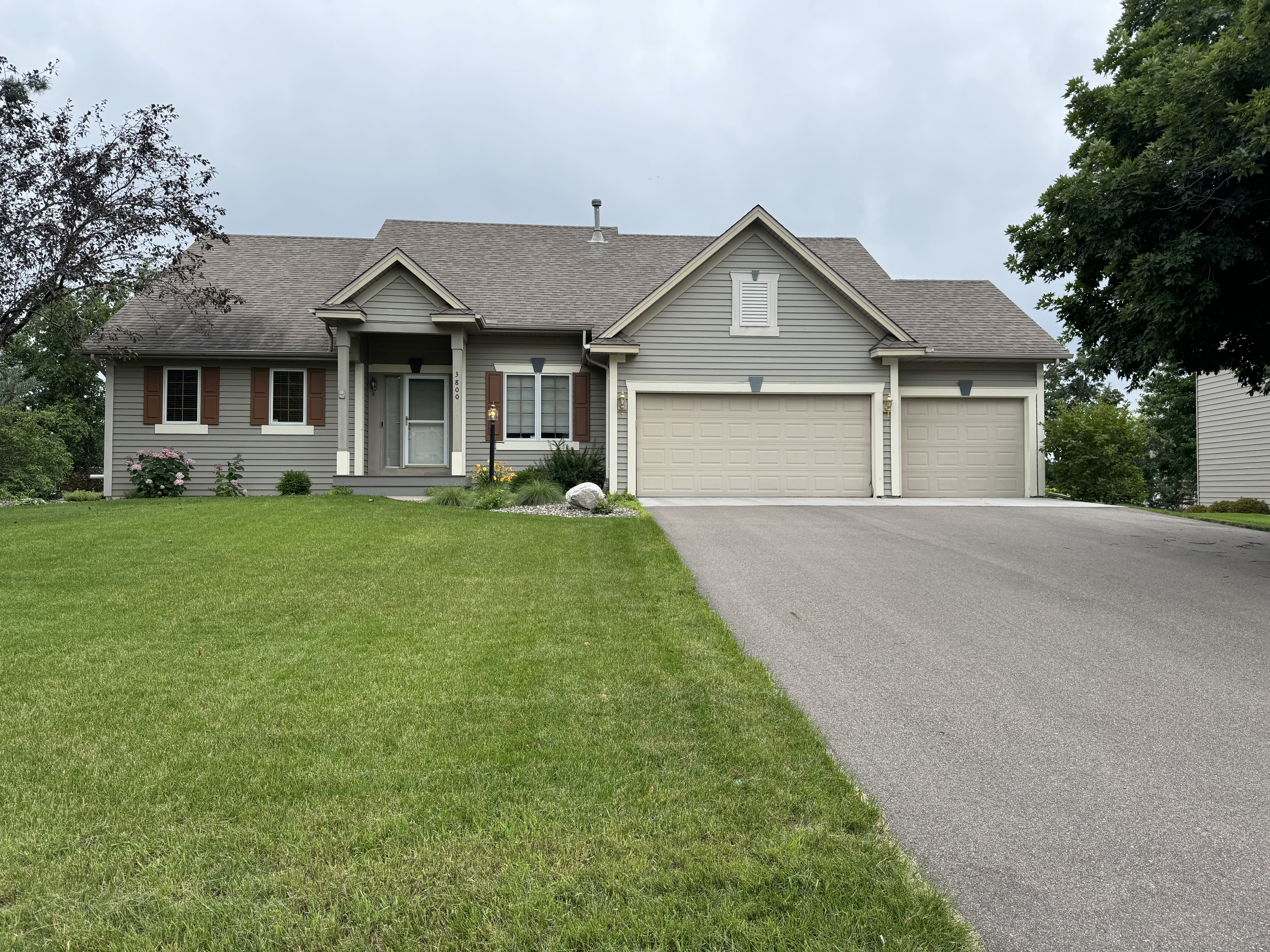 3800 Monticello Dr – photo 1