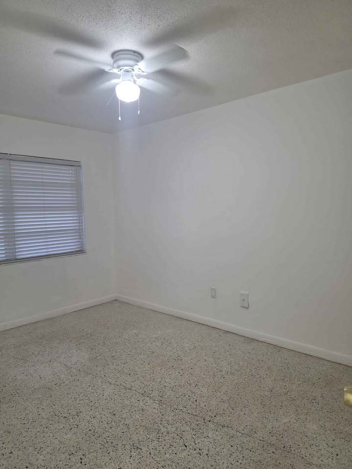 2930 Nw 32nd St – photo 5