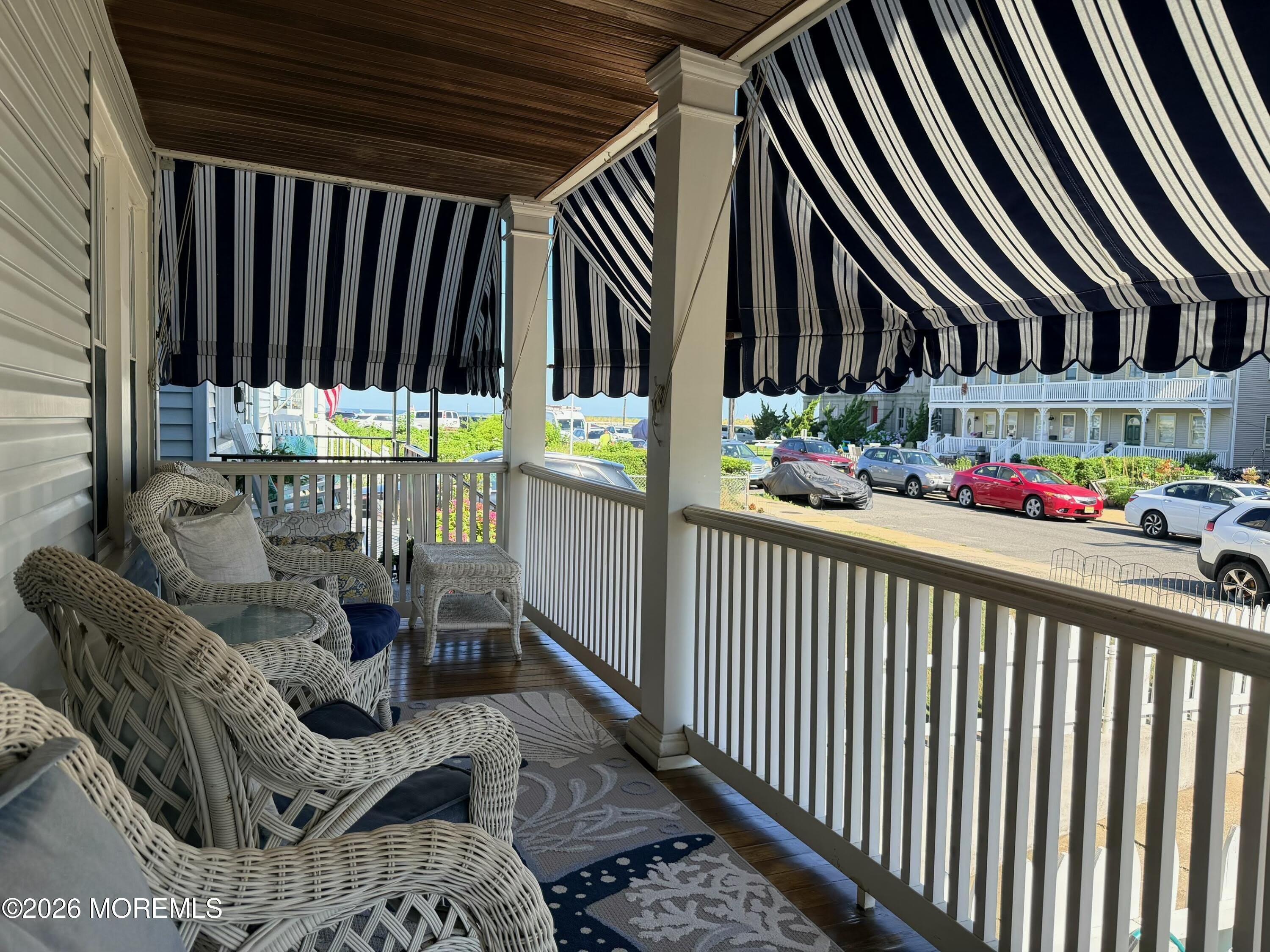 7 Webb Avenue – photo 2