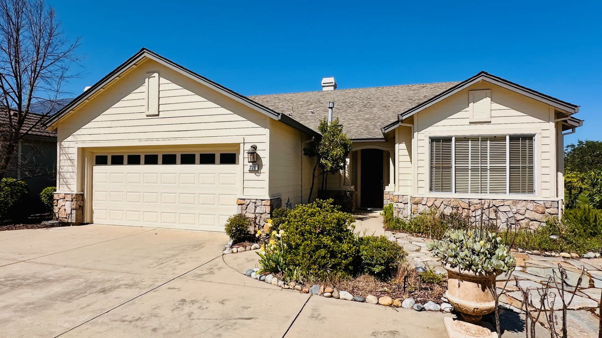 326 Mitchell Lake Lane – photo 1