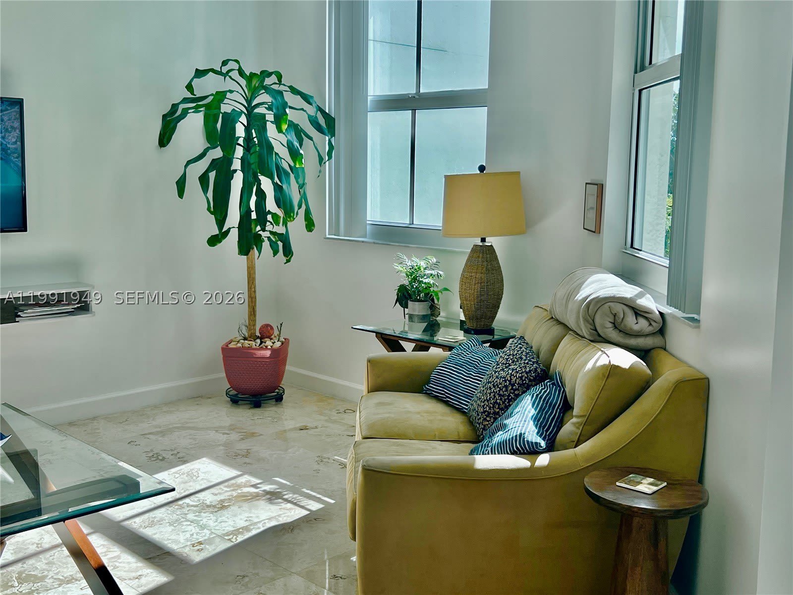 9172 Collins Ave – photo 4