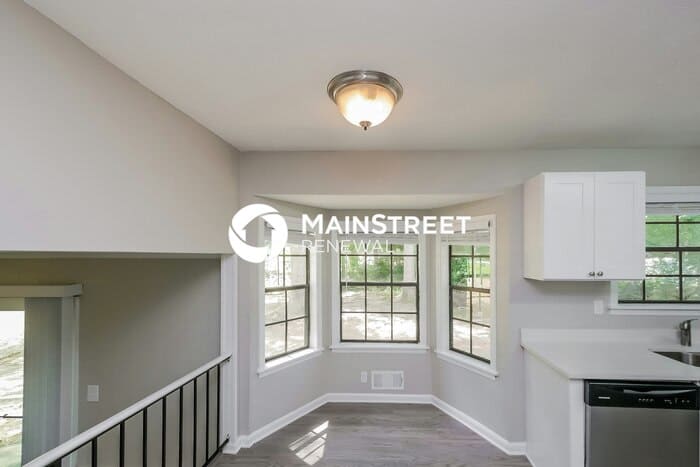 6847 Shangrila Way – photo 5