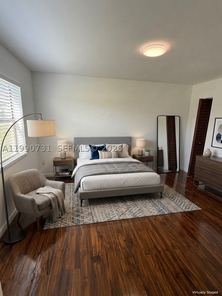 860 NE 207th Ter – photo 5