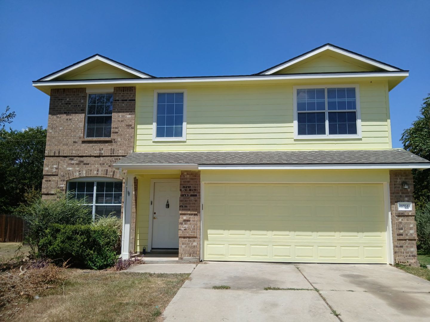 Wonderful 3 Bed 3 Bath Home – photo 1