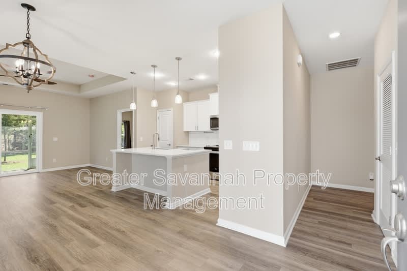 130 Danbury Court – photo 4