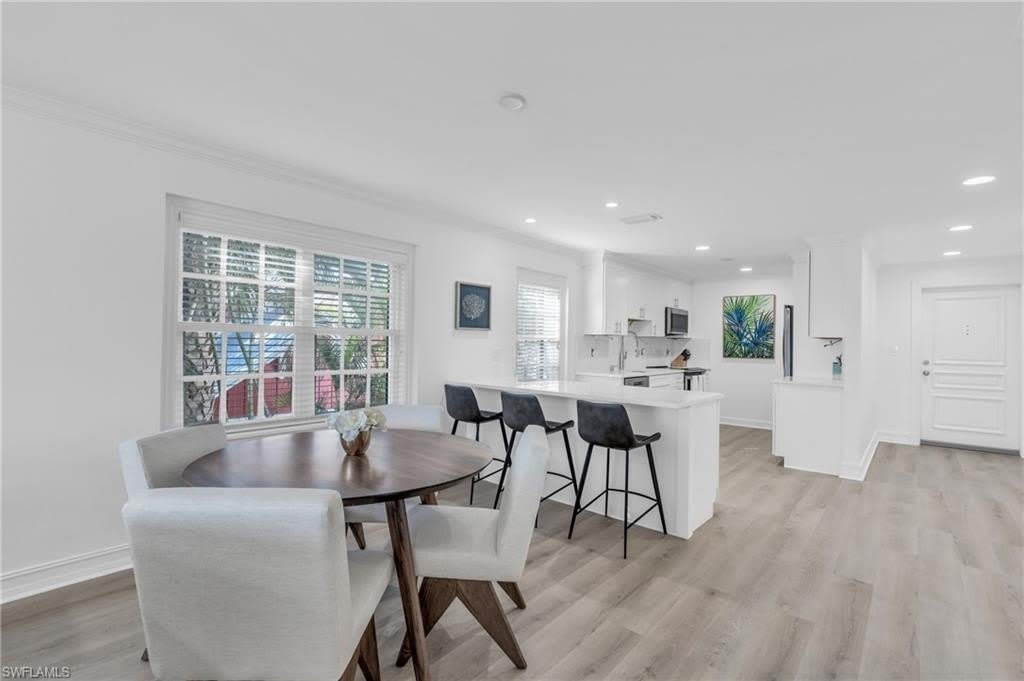 271 Broad Ave S – photo 5