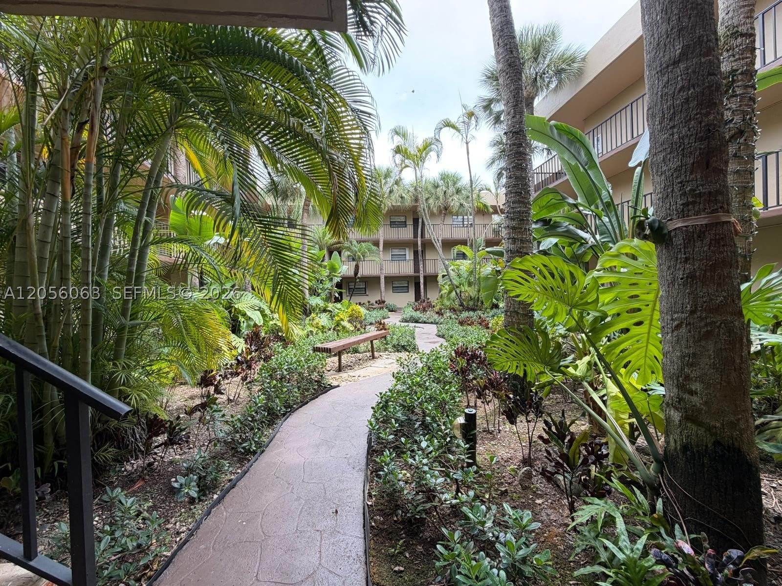 10875 SW 112th Ave – photo 2
