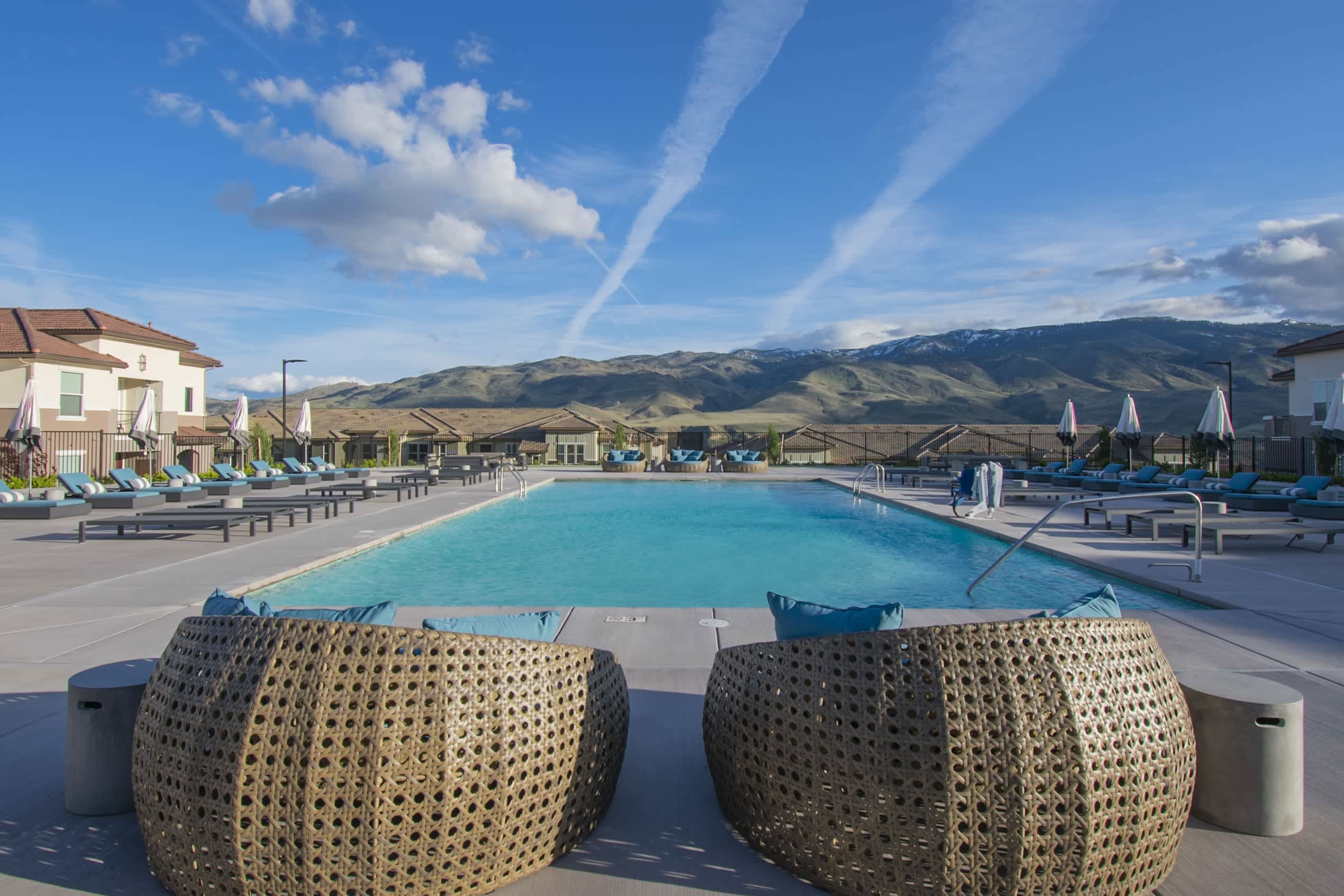 VIDA LUXURY LIVING – photo 1