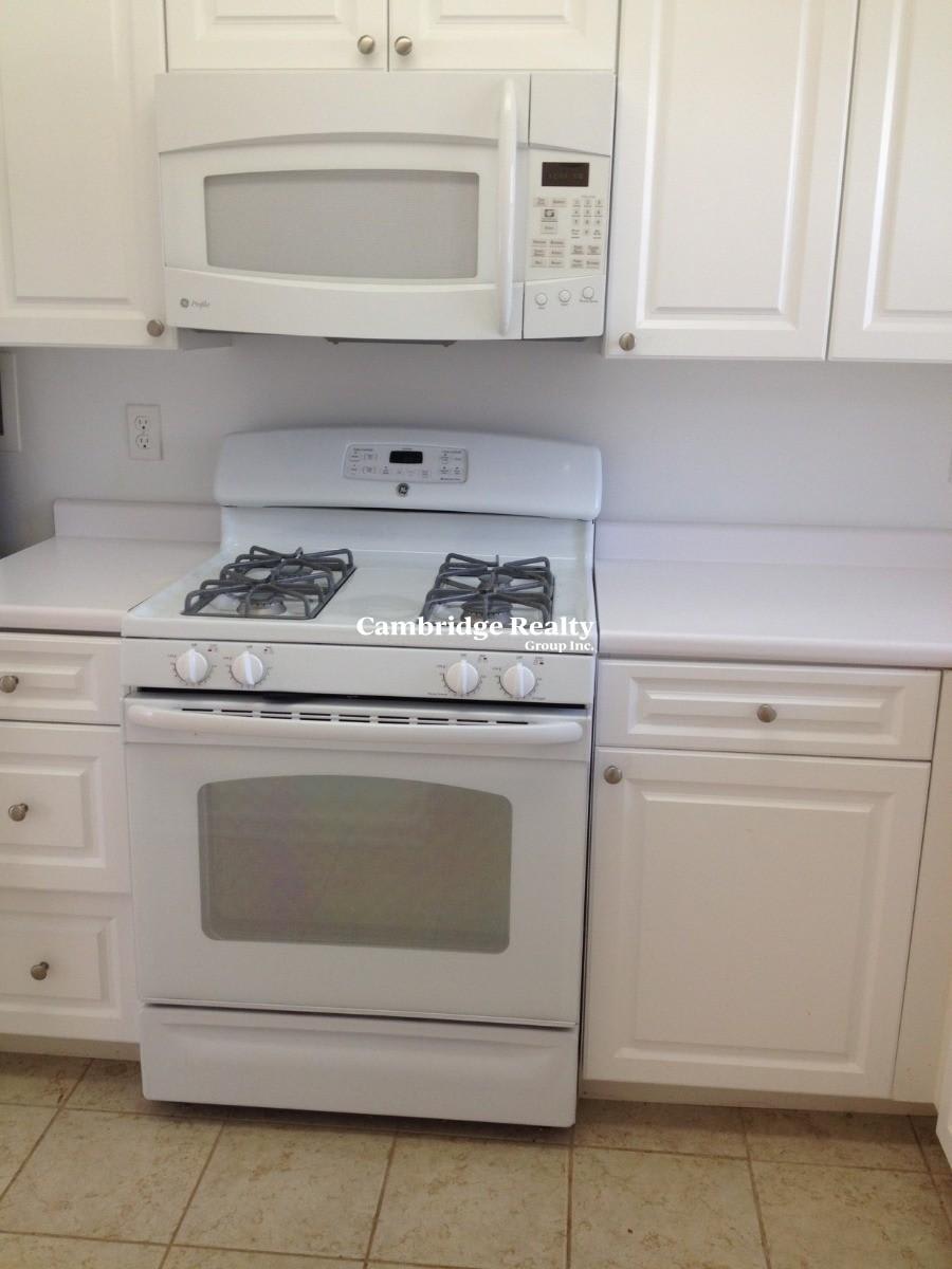102 Gerry Rd. – photo 2