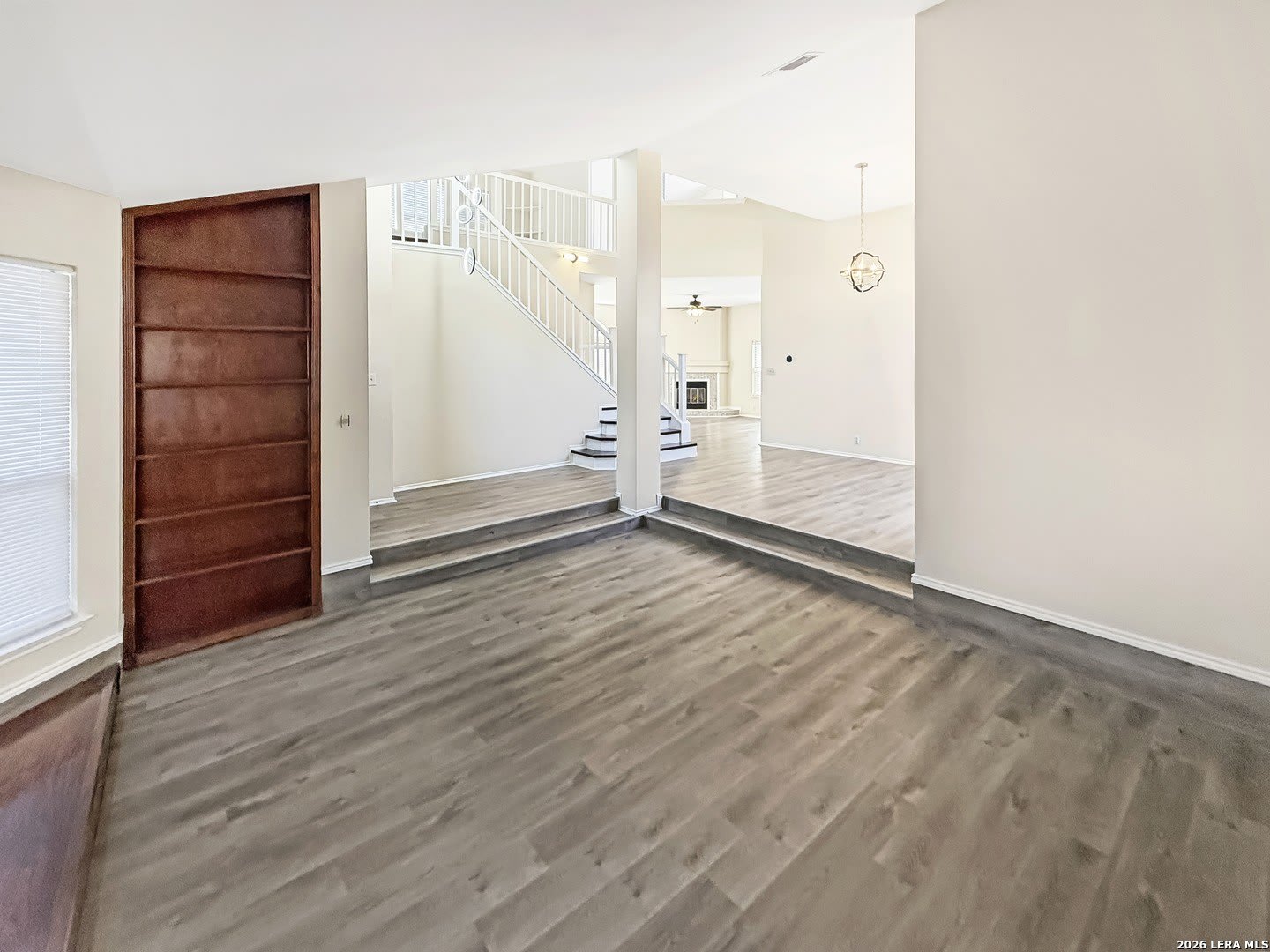 9808 DELTA RIDGE DR – photo 4
