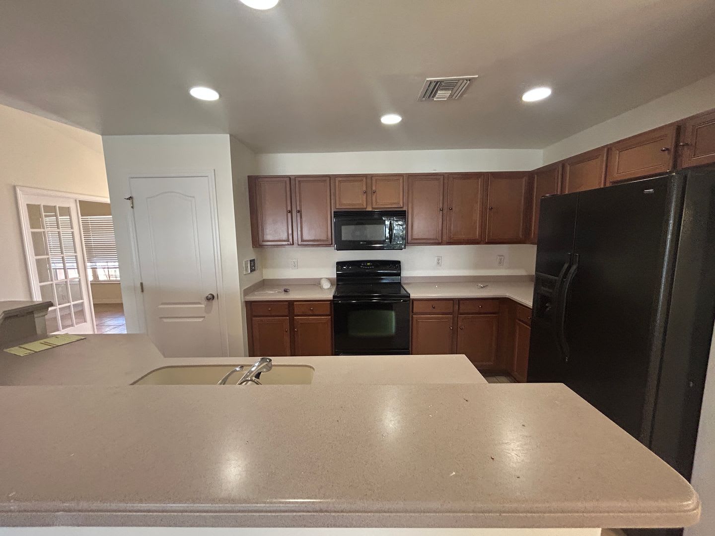 3 2 Pool Home – photo 3