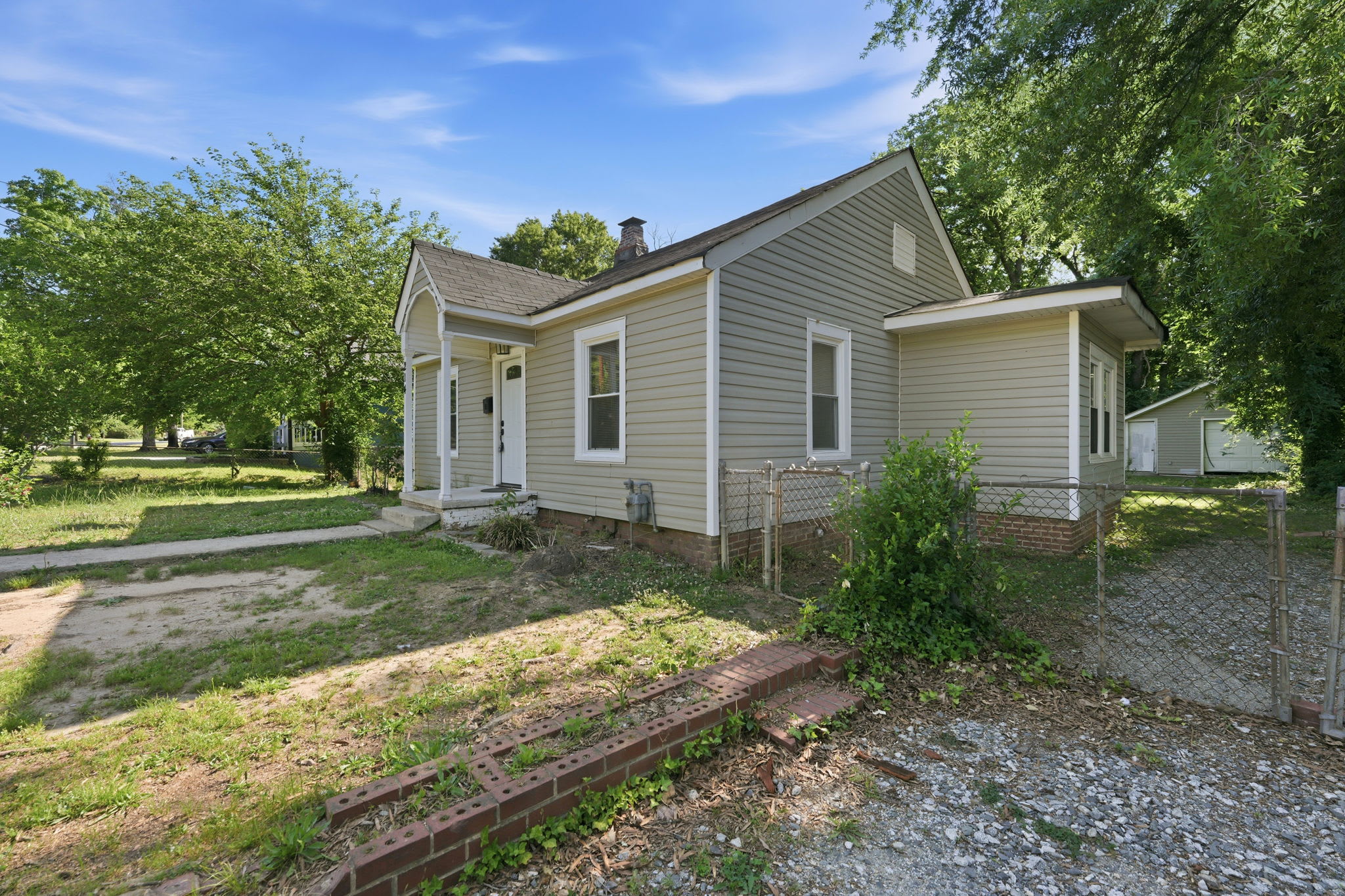 214 Markham Street – photo 2