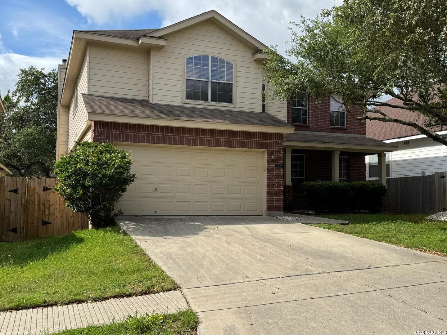 4526 Darien Vista – photo 2