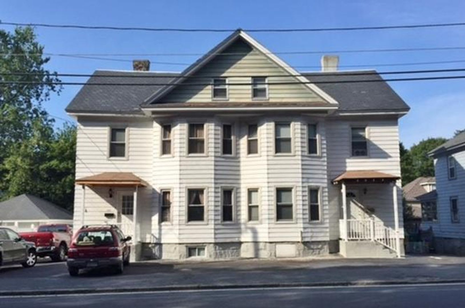 325 Rogers St – photo 1