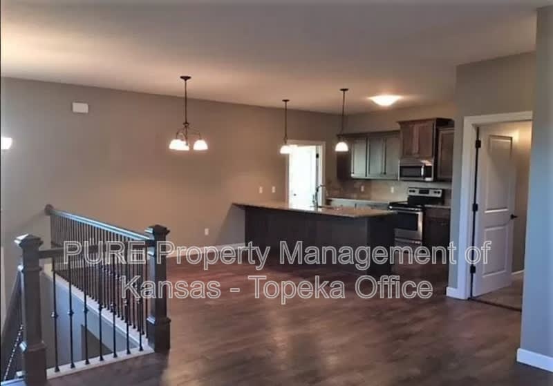 4423 SE Gemstone Lane – photo 2