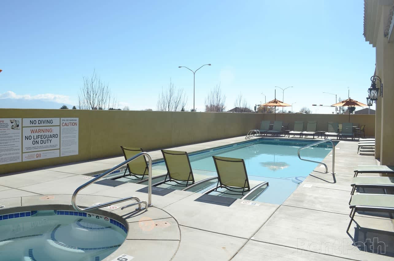 Via Vista Apartments – photo 3