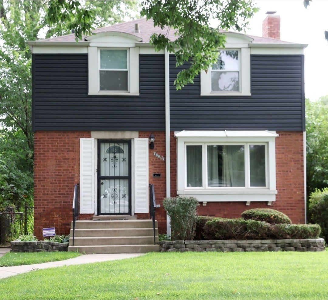 10031 S Paxton Avenue – photo 1